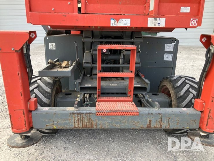 2017-skyjack-sj6826rt-image-8