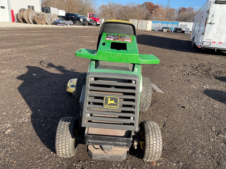 john-deere-f725-image-6