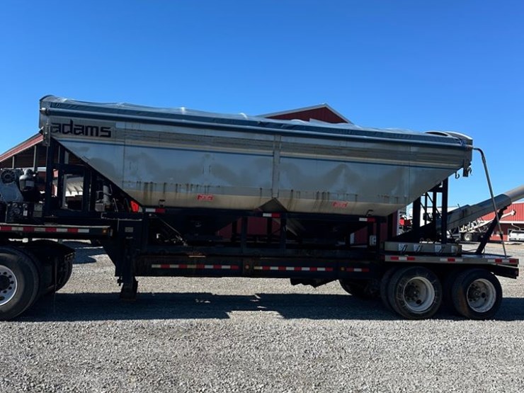 2012-magnolia-trailer-image-4