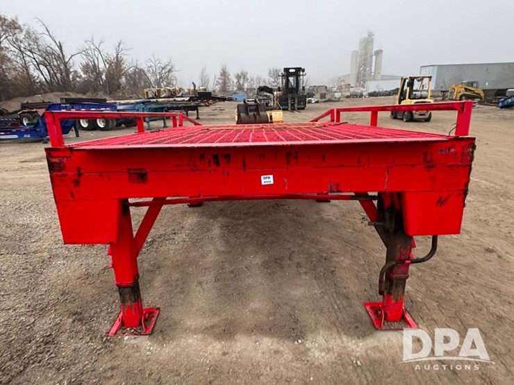 dura-ramp-portable-loading-dock-(gp12115)-image-6