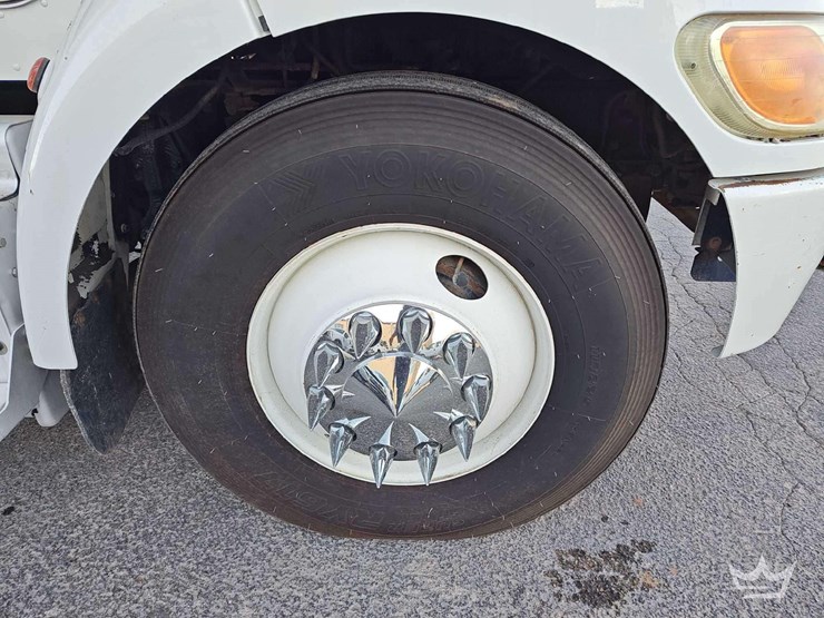 2016-peterbilt-337-image-38