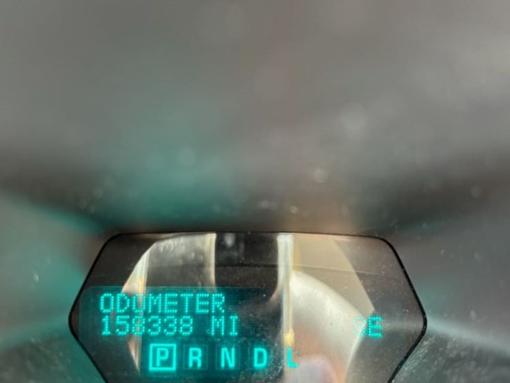 2016-traverse-ls-(njp421)-image-10