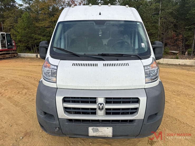 2014-dodge-2500-image-5