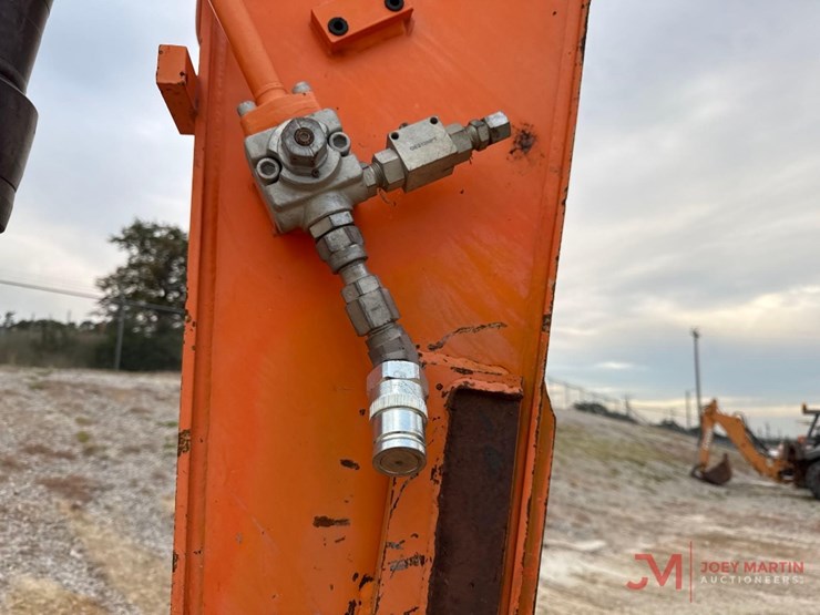 2018-doosan-dx140-lc-5-image-15