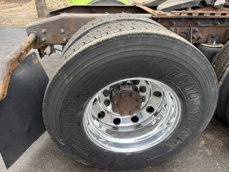 2005-international-8600-image-62