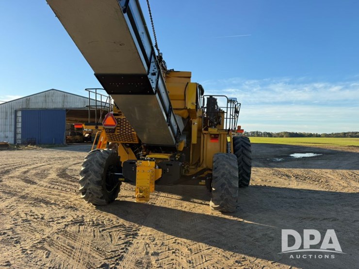 2012-oxbo-8435-image-8