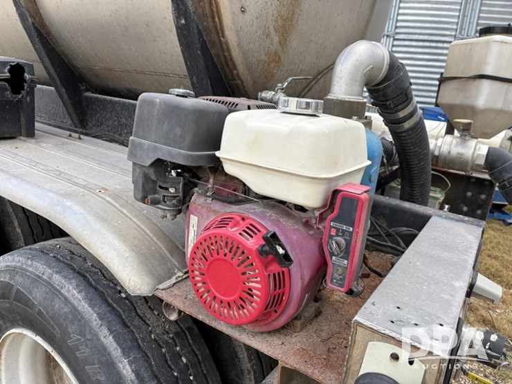 1974-heil-trailer-image-37