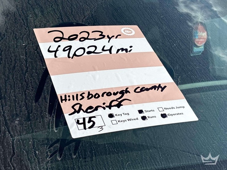 2023-chevrolet-tahoe-image-25