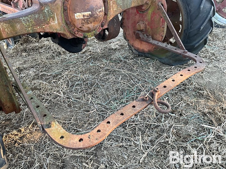 1937-international-3-image-10