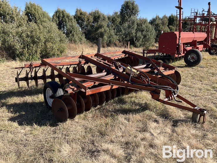 international-330-image-3