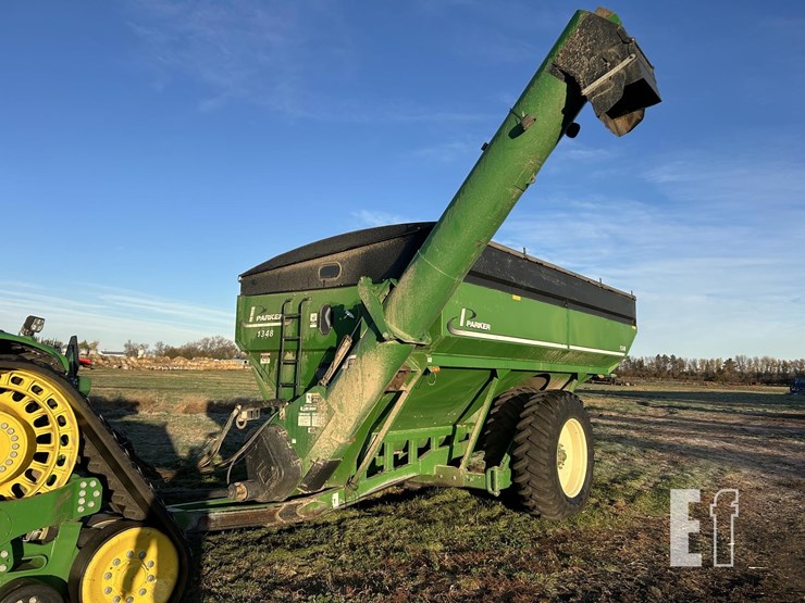 2010-parker-1348-image-1