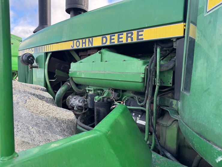 john-deere-8640-image-15