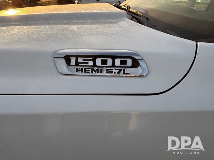 2019-dodge-1500-image-15