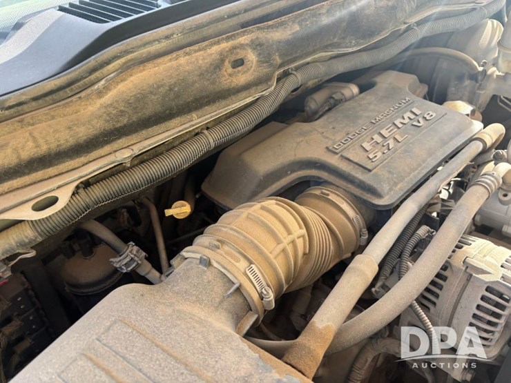 2004-dodge-2500-image-41