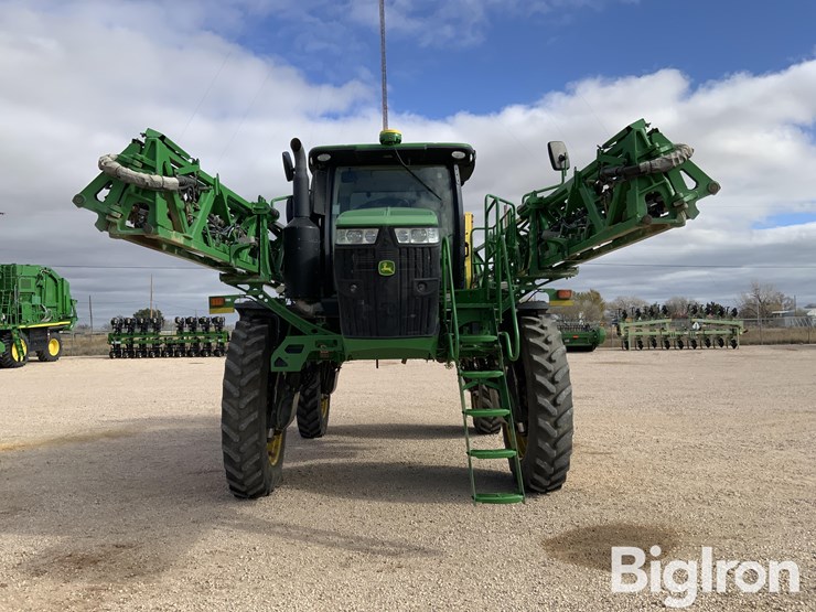 2021-john-deere-r4045-image-2