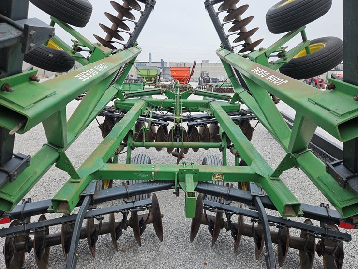 1990-john-deere-630-image-10