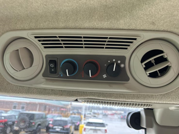 john-deere-5065e-image-90