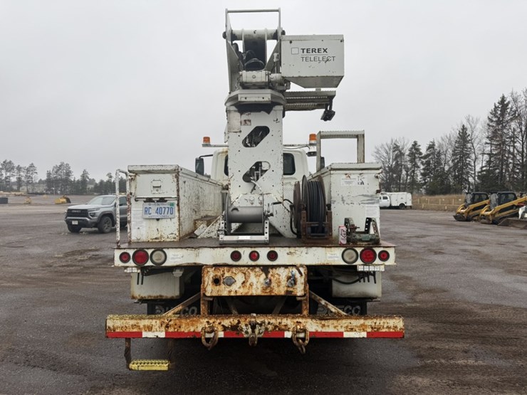 2006-international-7300-image-5