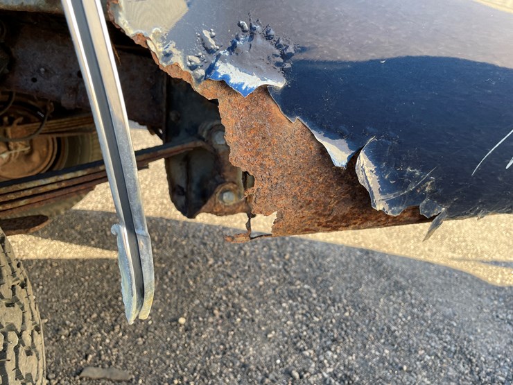 #1076-•-1985-chevy-pickup-truck-(has-wi-title)-image-23