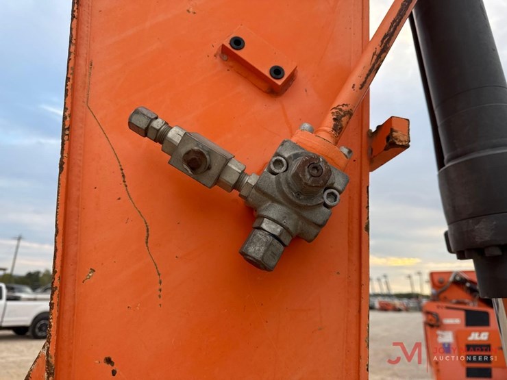 2018-doosan-dx140-lc-5-image-12