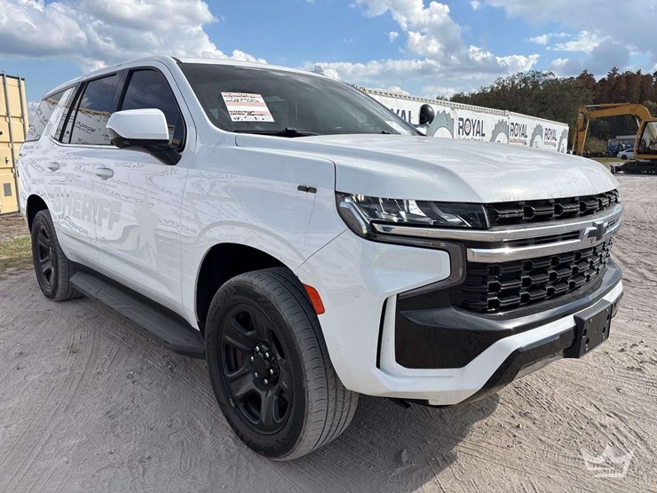 2022-chevrolet-tahoe-image-2