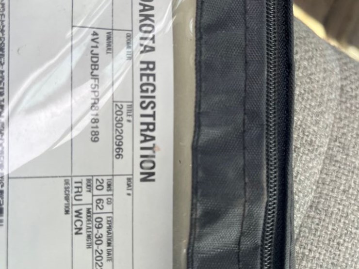 1993-white-gmc-liquid-truck-(dr8592-unit-129952)-image-80