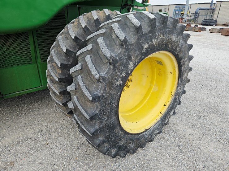 2005-john-deere-9760-sts-image-22