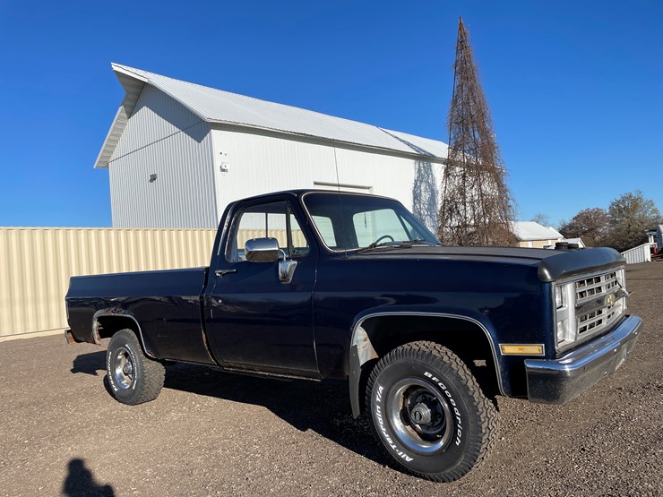 #1076-•-1985-chevy-pickup-truck-(has-wi-title)-image-3