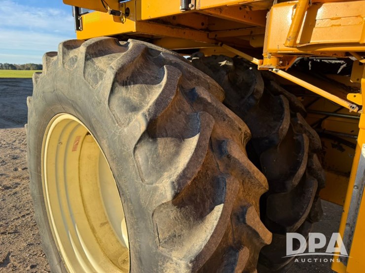 2012-oxbo-8435-image-19