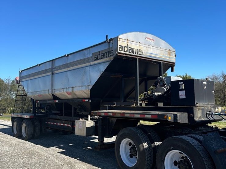 2012-magnolia-trailer-image-1