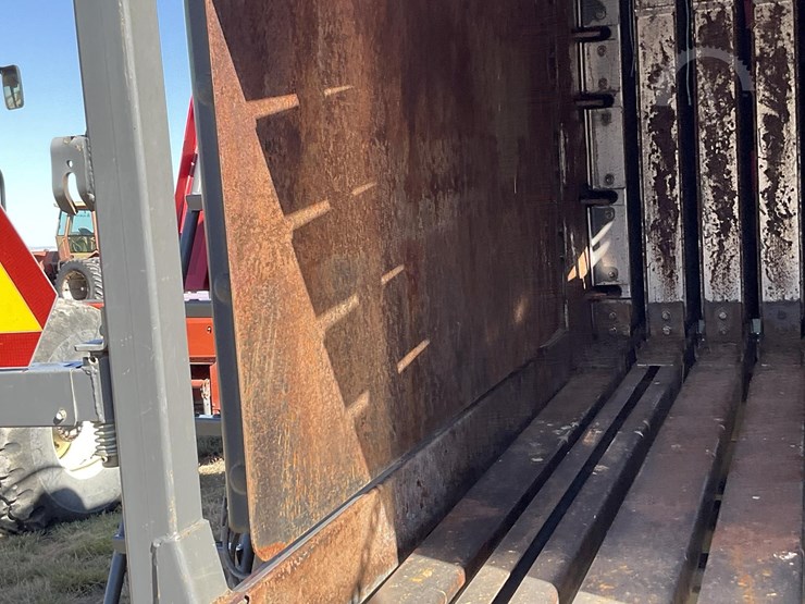 2013-massey-ferguson-2190-image-14