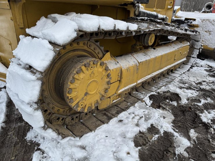 2012-caterpillar-d4k-image-46