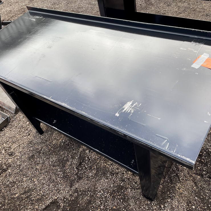#1209 • Steel Work Bench