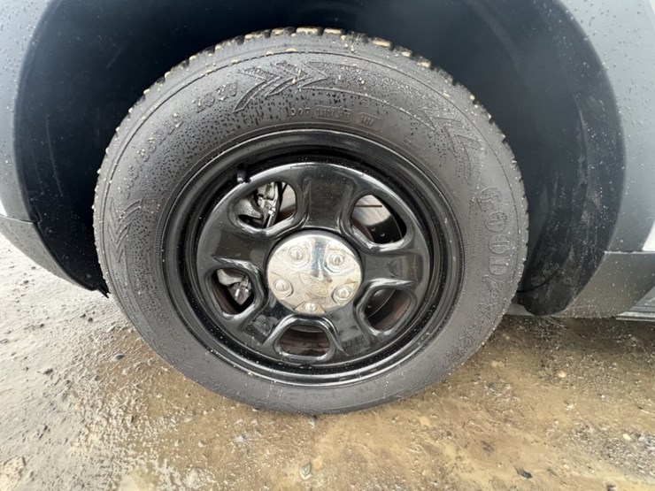 2018-ford-explorer-image-14