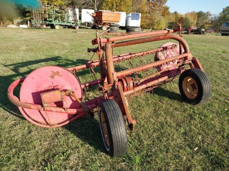 massey-ferguson-37-image-2