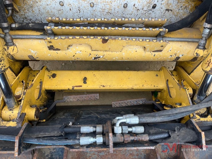 2006-john-deere-317-image-15