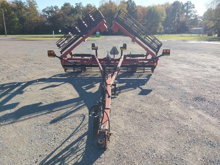 case-ih-crumbler-image-2