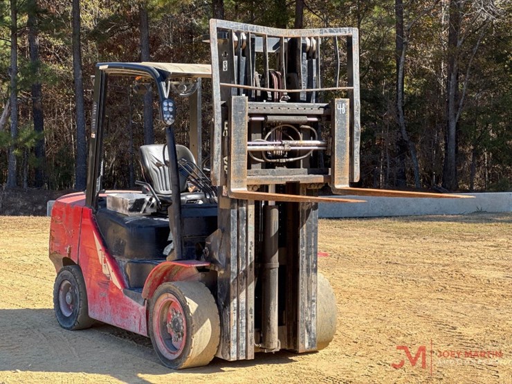 2022-hangcha-cd35-xw97f-straight-mast-forklift-image-1