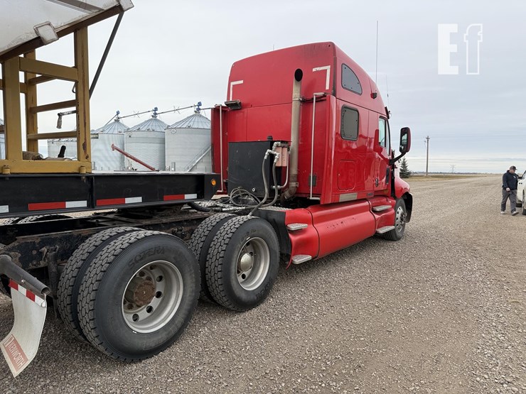 2003-kenworth-t2000-image-5