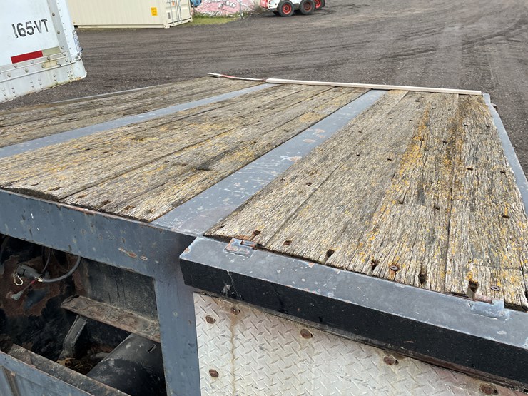 #1056-•-2005-xl60-specialized-38'-lowboy-trailer-(has-wi-title)-image-17