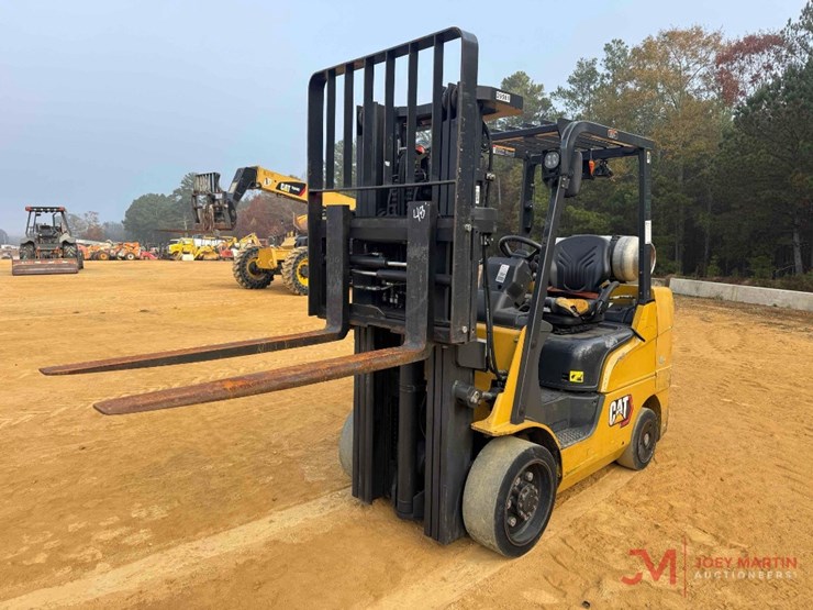 2022-caterpillar-2c6000-image-4