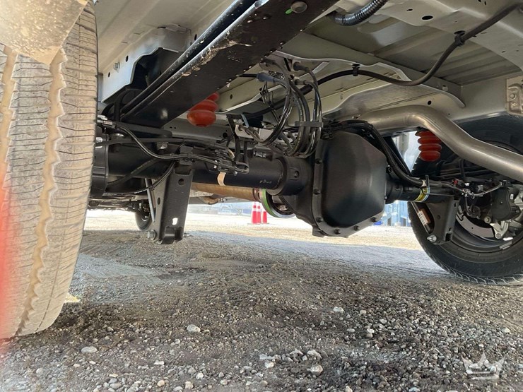 2025-ford-transit-image-28