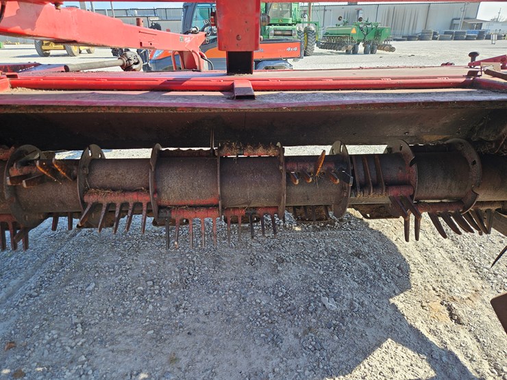 2014-new-holland-h7320-image-8