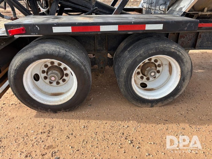 1998-daco-trailer-corp.-dry-tender-trailer-(gp12101,-unit-793)-image-42