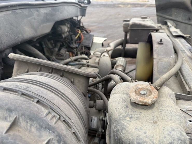 2006-international-7300-image-26