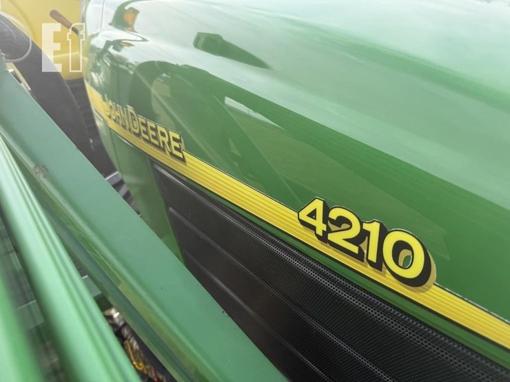 2002-john-deere-4210-image-13