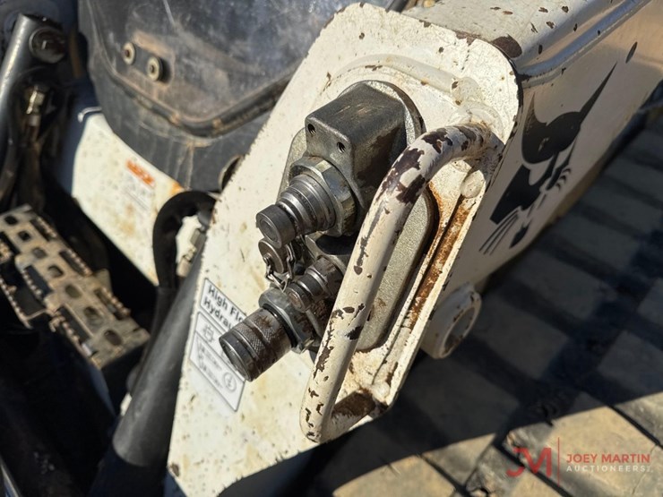 2017-bobcat-t595-image-6