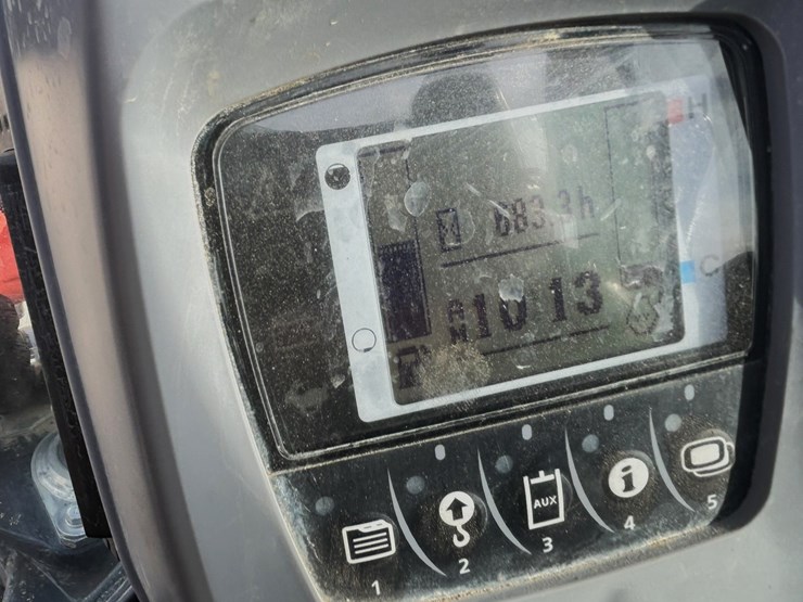 2023-kubota-kx040-4-image-12