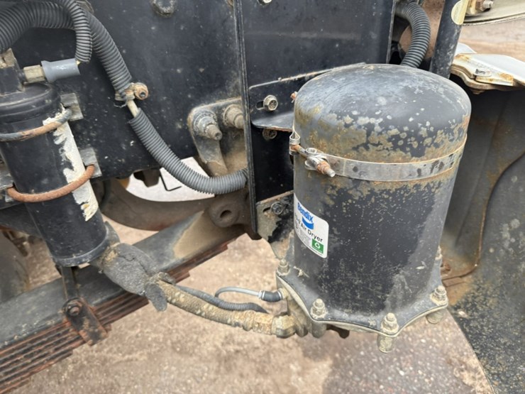 2006-caterpillar-c7-image-16