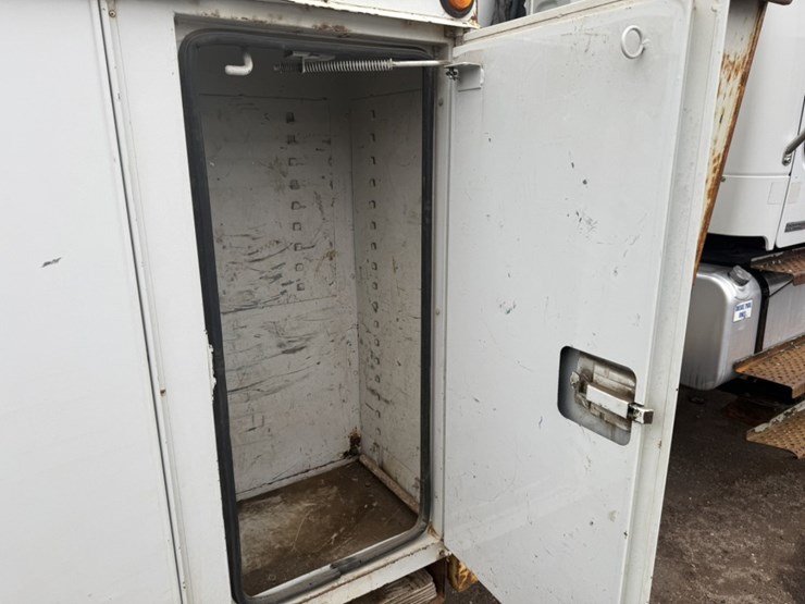 2006-caterpillar-c7-image-46